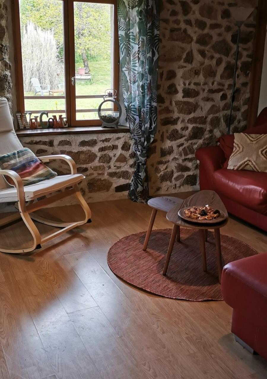 Tranquille Vienne Gites A Chirac Dept Charente Bagian luar foto
