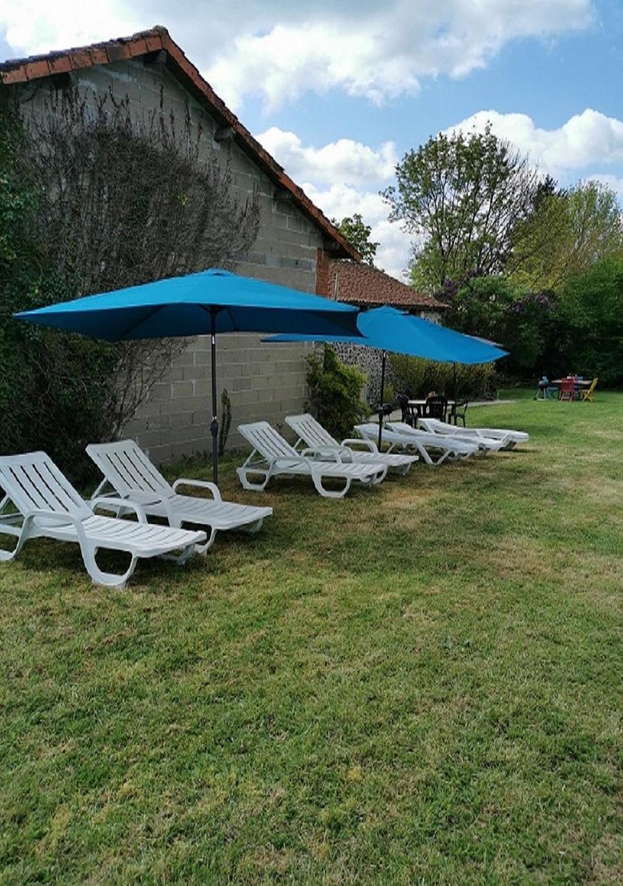 Tranquille Vienne Gites A Chirac Dept Charente Bagian luar foto