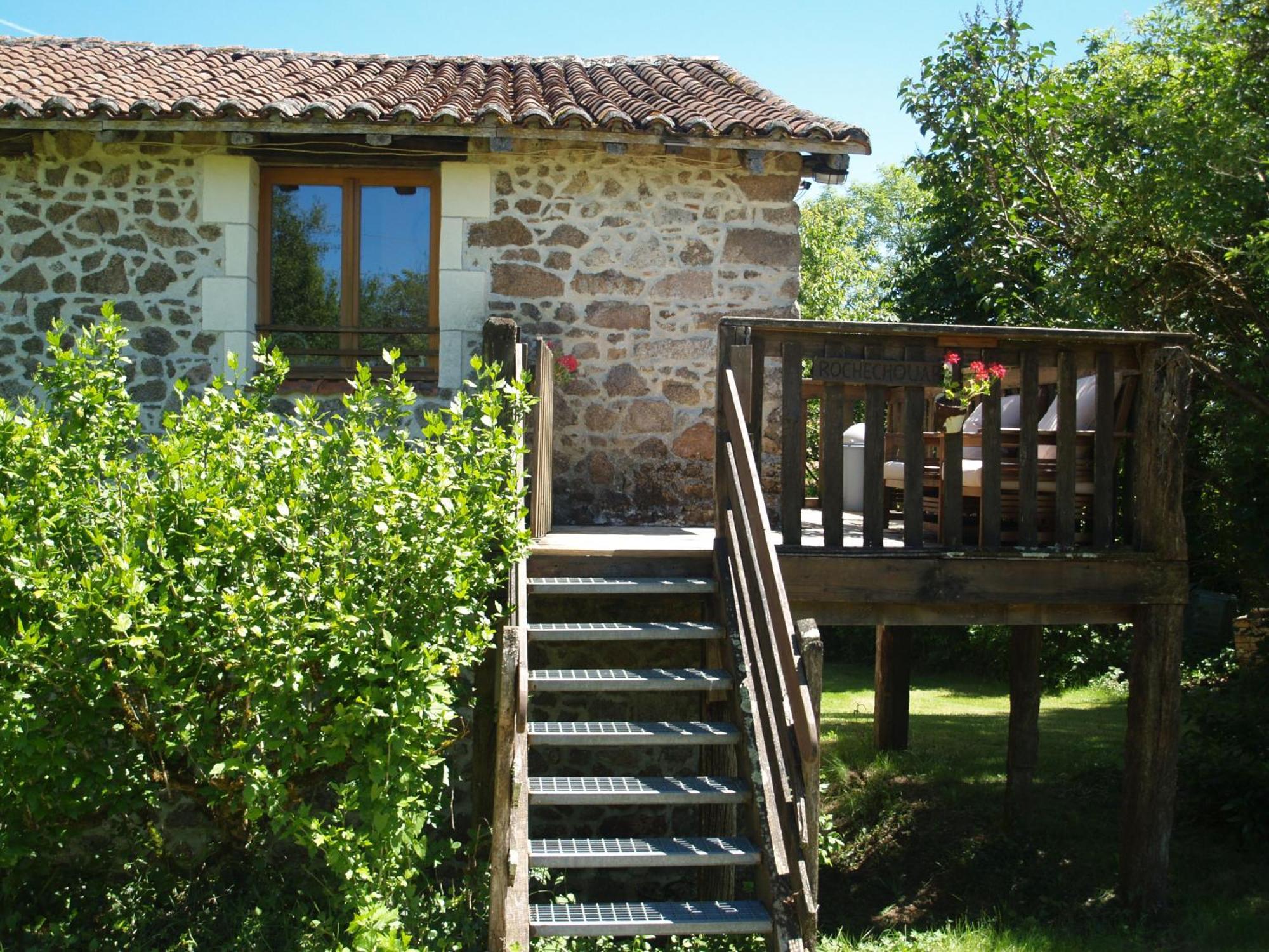Tranquille Vienne Gites A Chirac Dept Charente Bagian luar foto