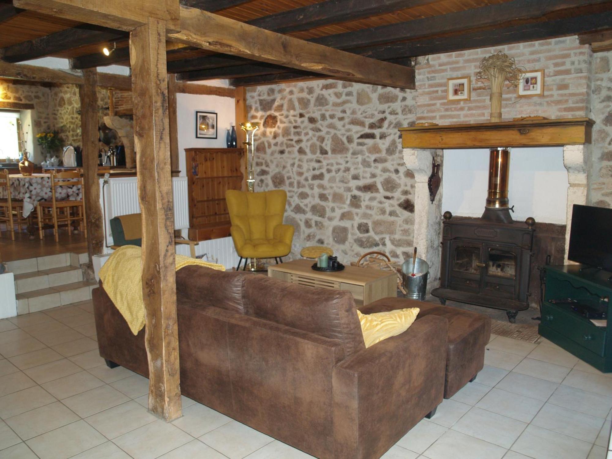 Tranquille Vienne Gites A Chirac Dept Charente Bagian luar foto