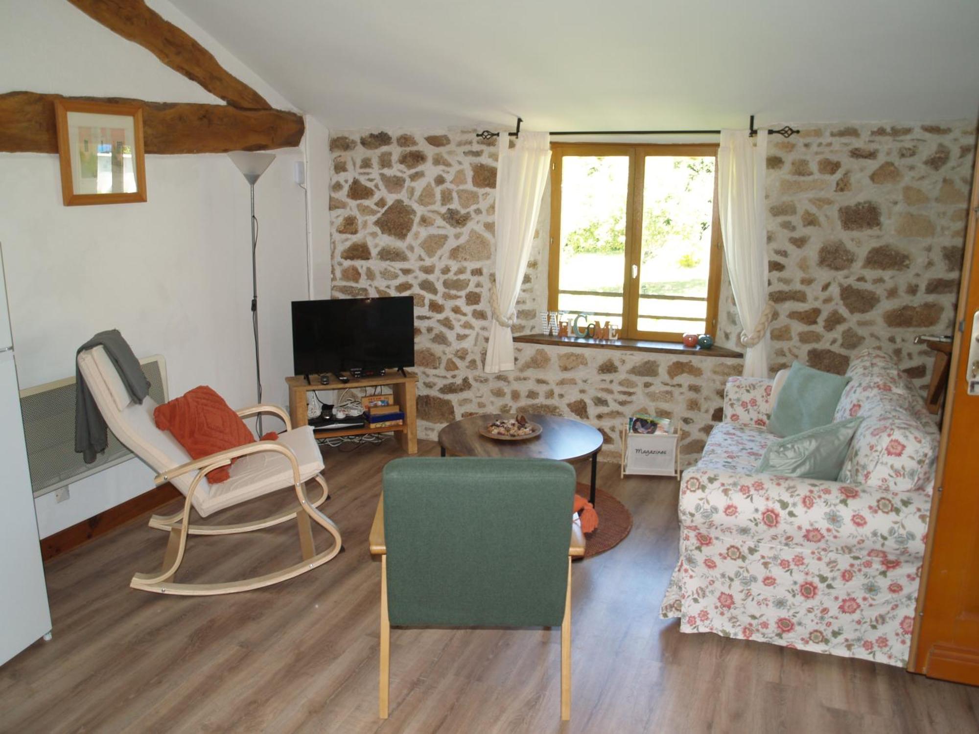 Tranquille Vienne Gites A Chirac Dept Charente Bagian luar foto