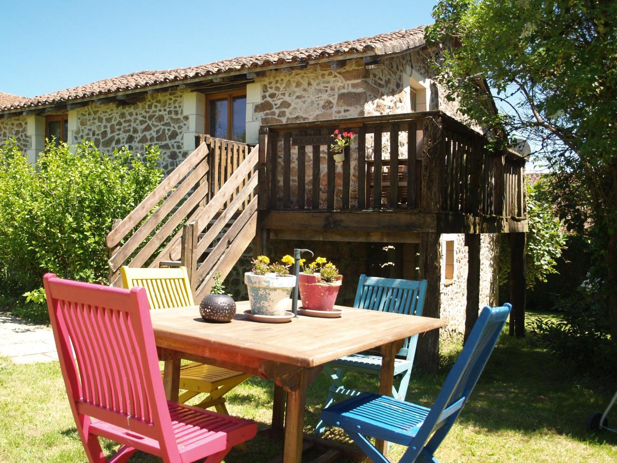 Tranquille Vienne Gites A Chirac Dept Charente Bagian luar foto