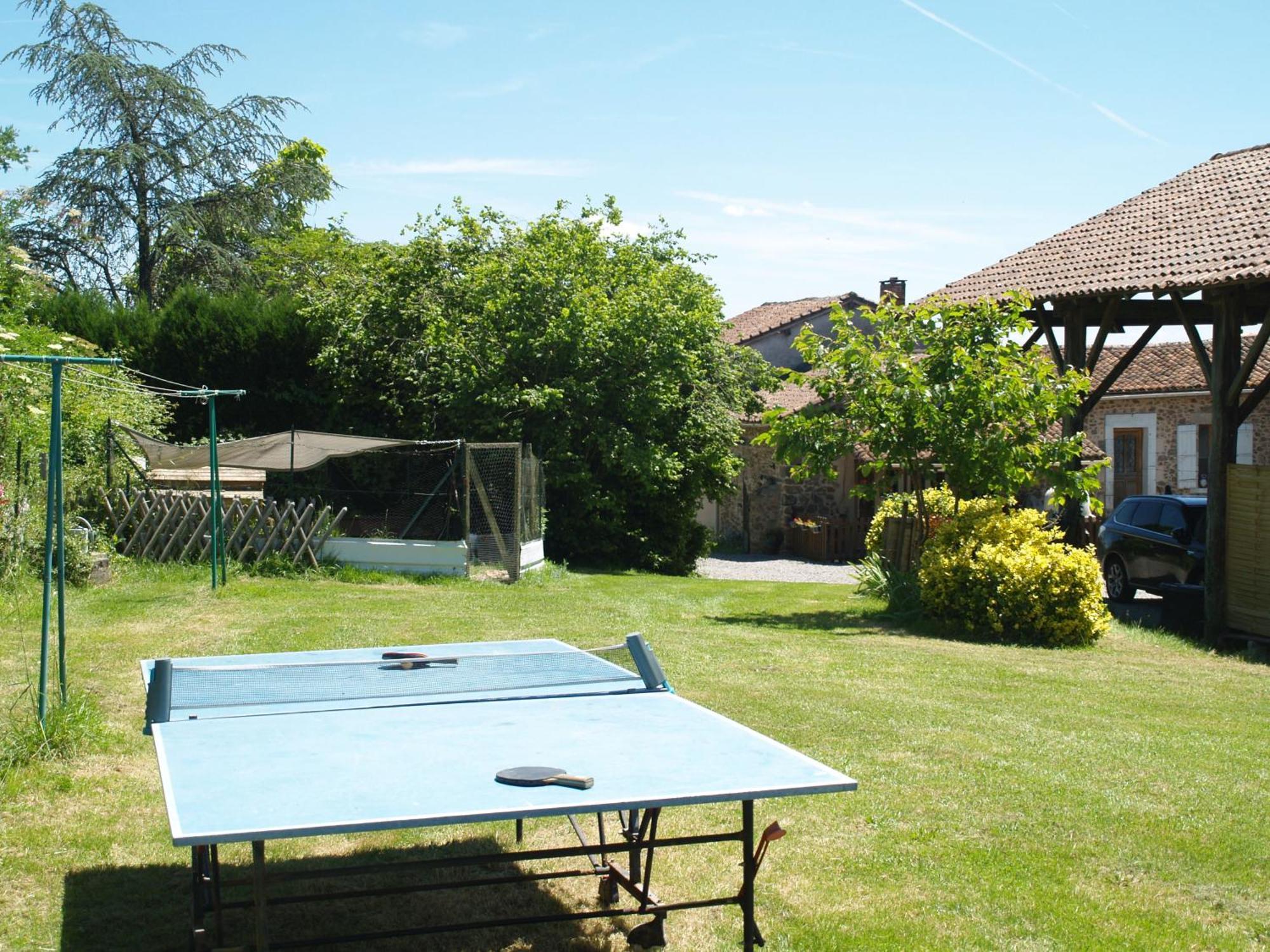 Tranquille Vienne Gites A Chirac Dept Charente Bagian luar foto